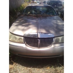 Lincoln 1999 Town Car