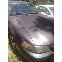 2003 MUSTANG