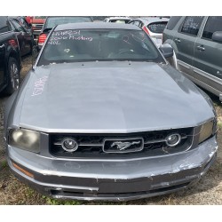 Ford 2006 Mustang